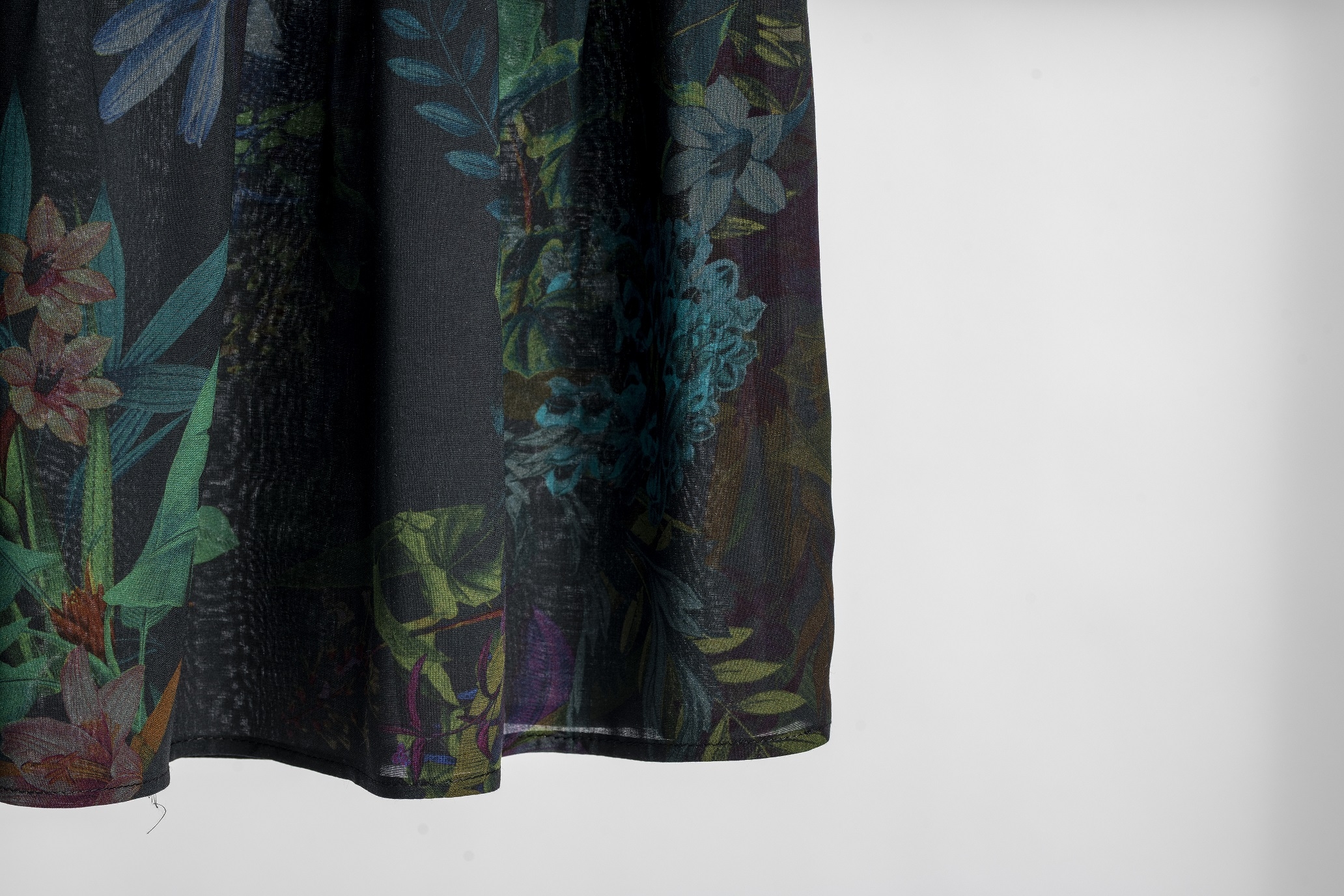 295.jpg Spódnica maxi "Foehn Wind"